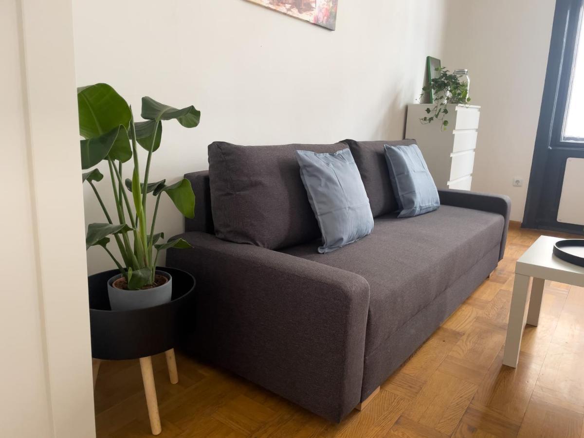 Sunny Studio Near Central Station Apartment Виена Екстериор снимка